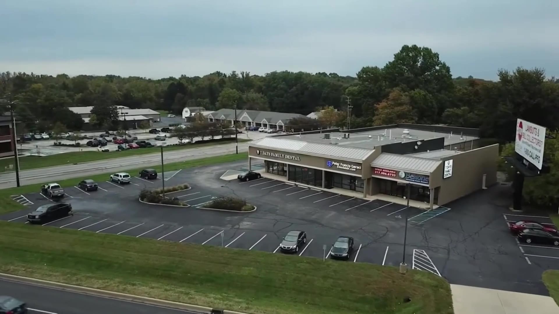 Aerial view of a 7 Days Family Dental office